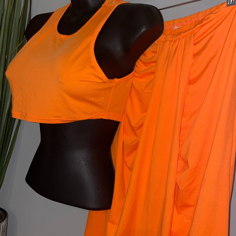 Two Piece Set - Picture 2 of 4